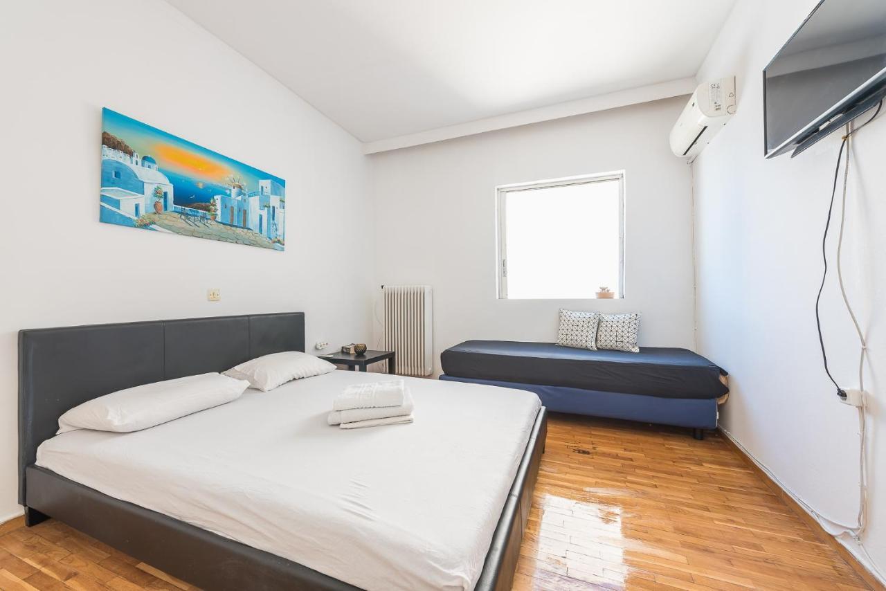 Sunsetia Apartment Атина Екстериор снимка