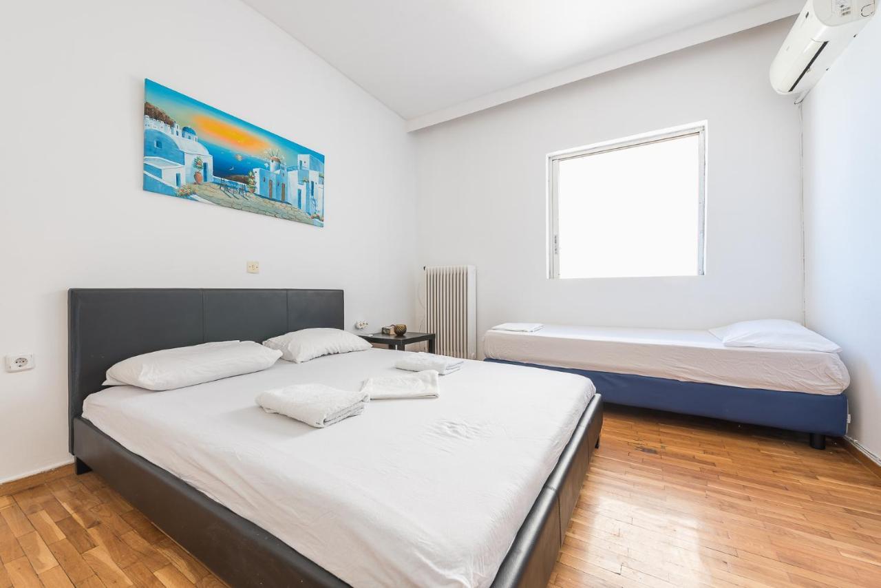 Sunsetia Apartment Атина Екстериор снимка