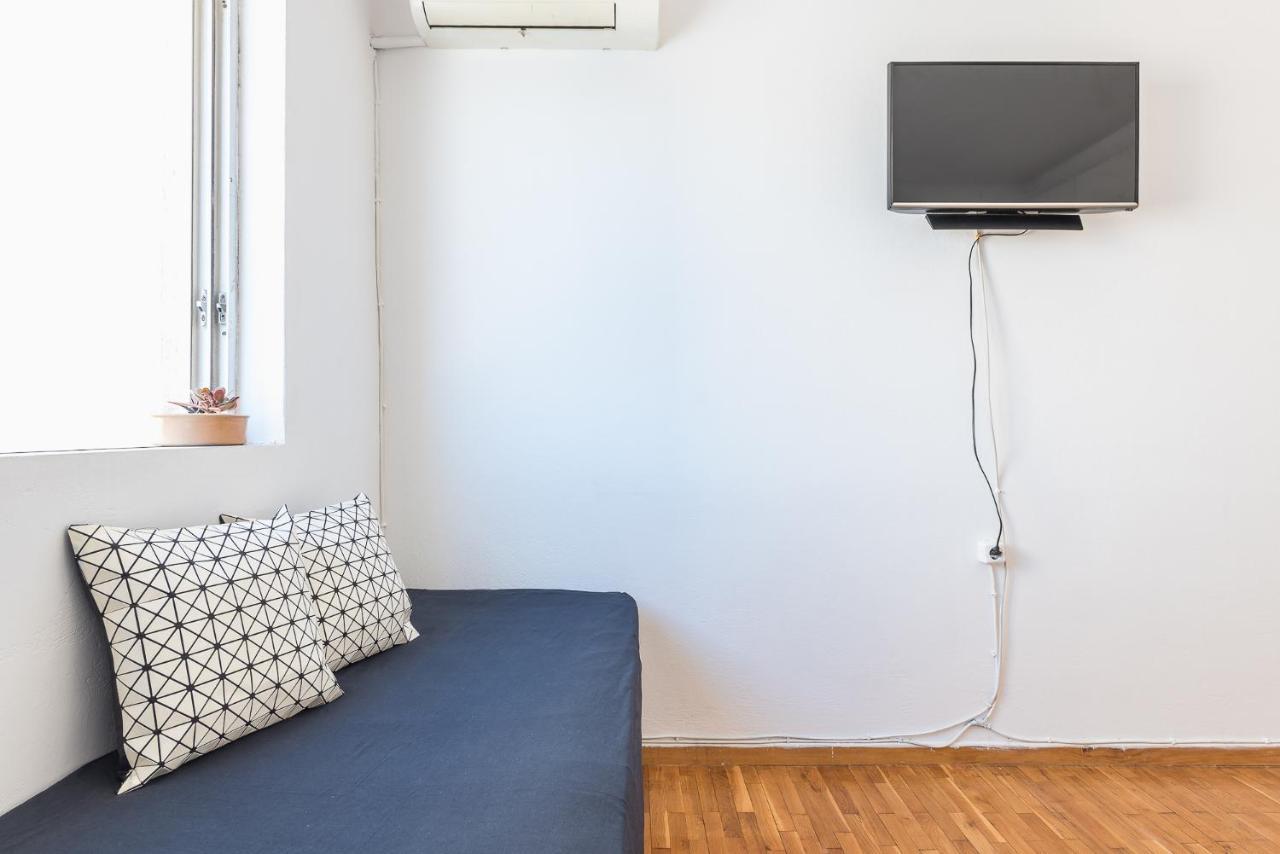 Sunsetia Apartment Атина Екстериор снимка