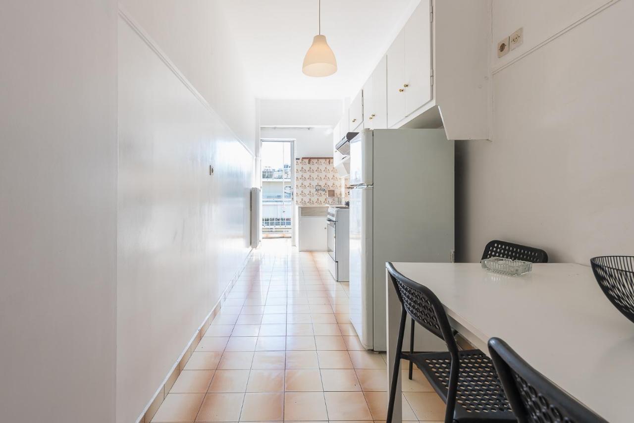 Sunsetia Apartment Атина Екстериор снимка